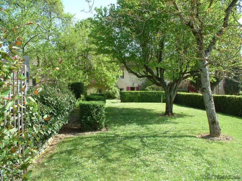 Substantial 17th Century Domain In 32.. - 2