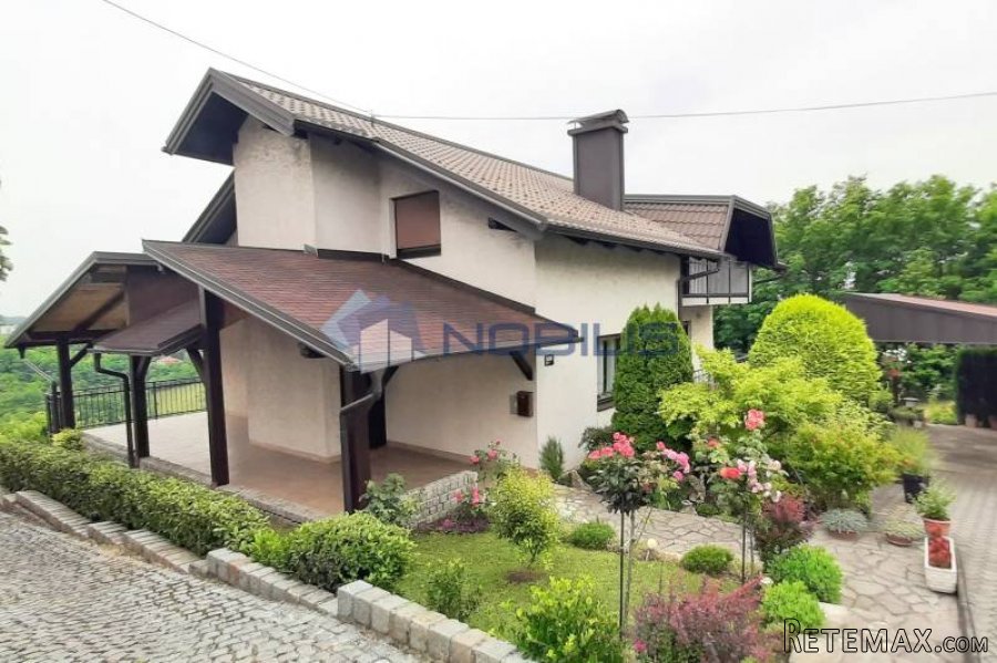 Zagreb, Borčec, Kuća 320 m2 + 1374 m2 građ. zemljišta