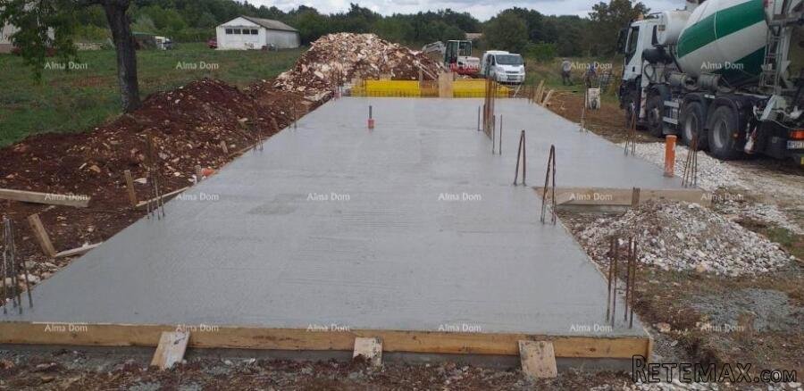 Prodaje se kuća sa bazenom,160 m2 neto, u fazi izgradnje.. - 7
