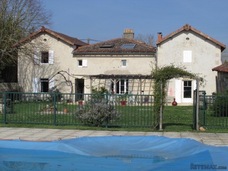 Large Stone House With Heated Swimming..