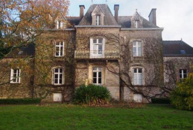 Grand Manor House Property