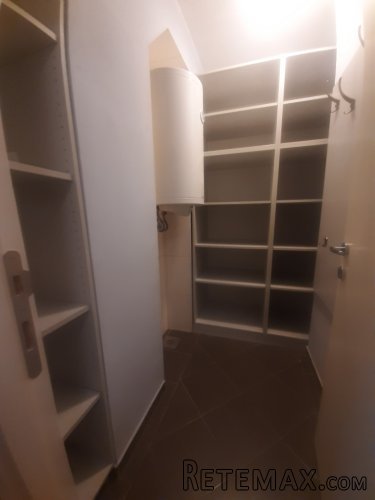 Novi Sad,Turgenjeva,odlican 3.5 stan 96m2 - 11
