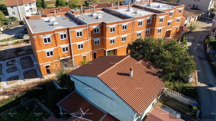 Prodaja - Moderan stan u novom privatnom stambenom..