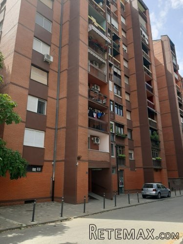Novi Sad,Turgenjeva,odlican 3.5 stan 96m2 - 15