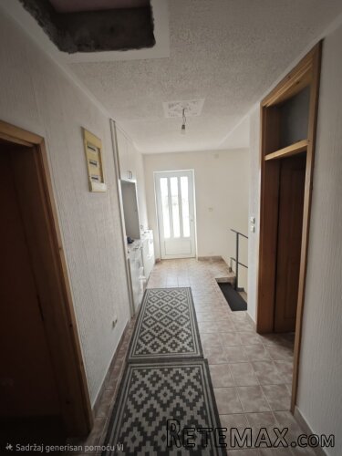 Prodajem kucu u Staroj Pazovi - 16