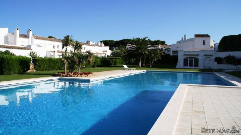 /123 Terraced house with beautiful..