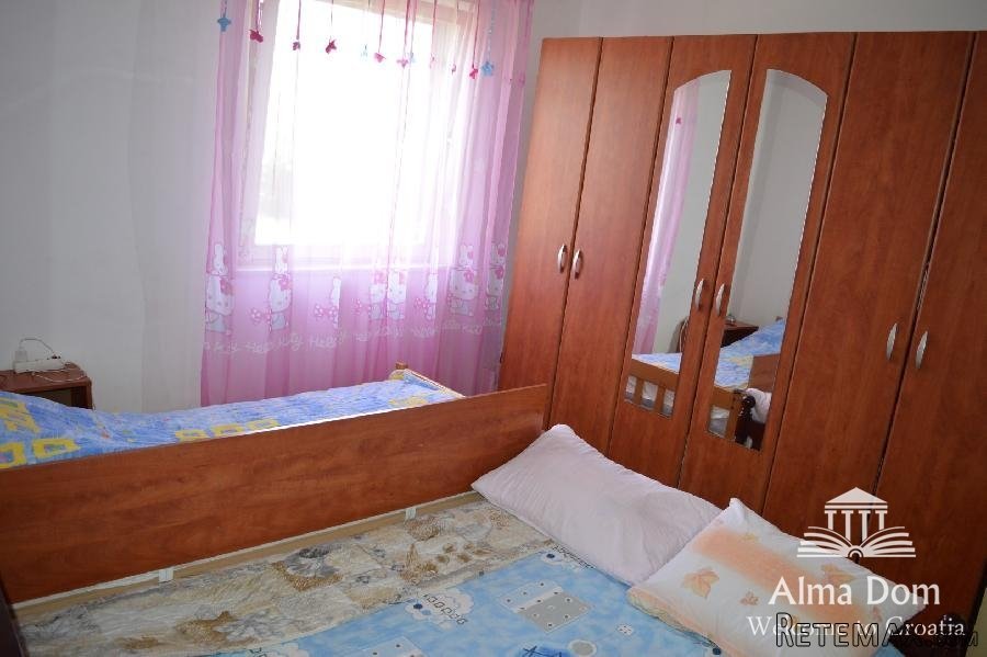 Prodaje se kuća površine 200 m2 s legaliziranim objektom od.. - 8