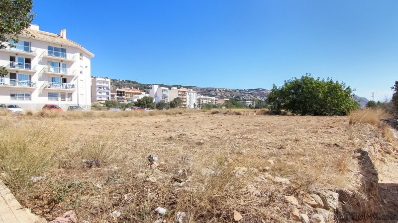 BUILDING LAND - 2