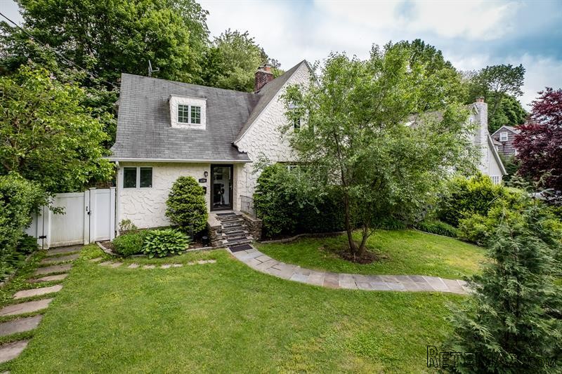 3 bedroom House For Sale: 136 Longvale..