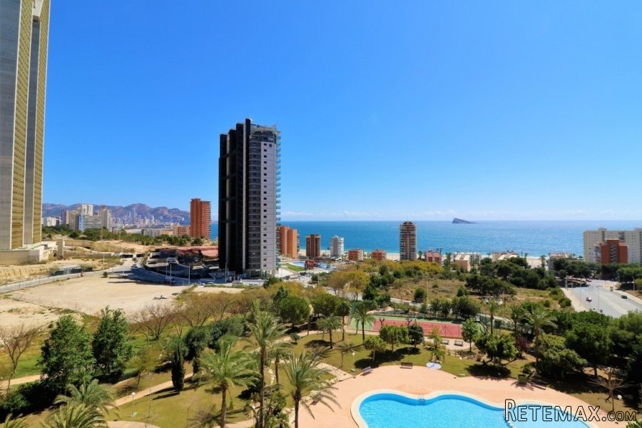 Espectacular apartamento con vistas al mar en Benidorm.. - 2