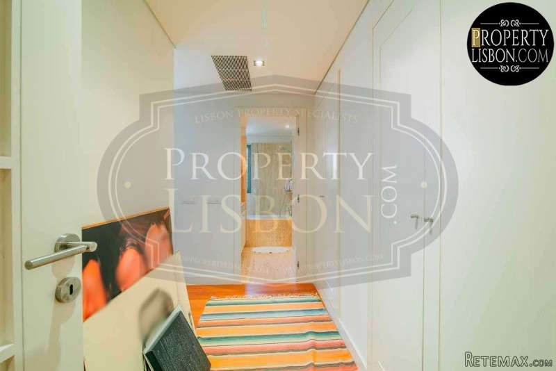 T3 Lisbon Apartment with Terrace for..