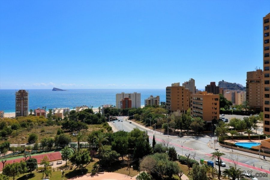 Espectacular apartamento con vistas al mar en Benidorm.. - 4