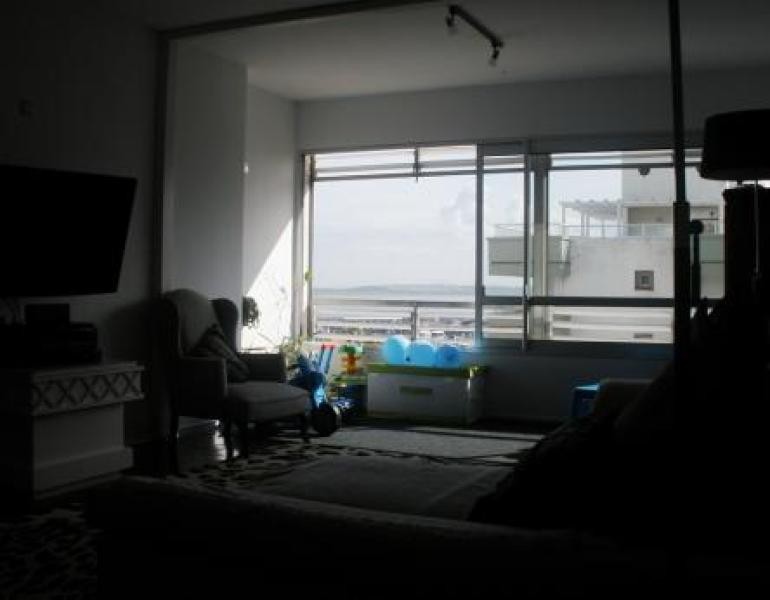 2 Bedroom Apartment - For Sale -..
