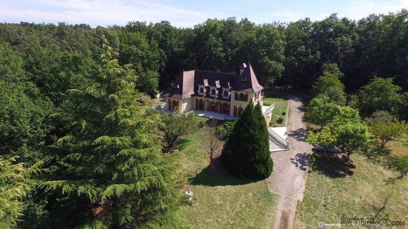 Contemporary Chateau Vert Well Done..