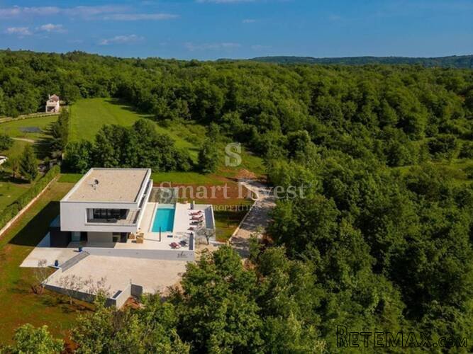 GROŽNJAN, luksuzna dizajnerska vila, novogradnja 682 m2 - 2