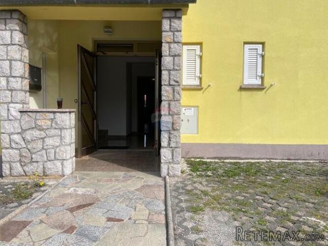 Otok Krk,Malinska,stan s pogledom na more,prizemlje,parking - 3