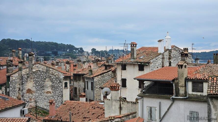 Predivna kuća u Rovinju s pogledom na more i starogradsku je - 3