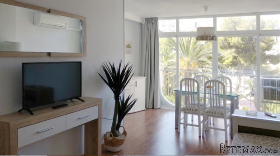 Se vende piso de 1 dormitorio en Benidorm, zona Levante, a..
