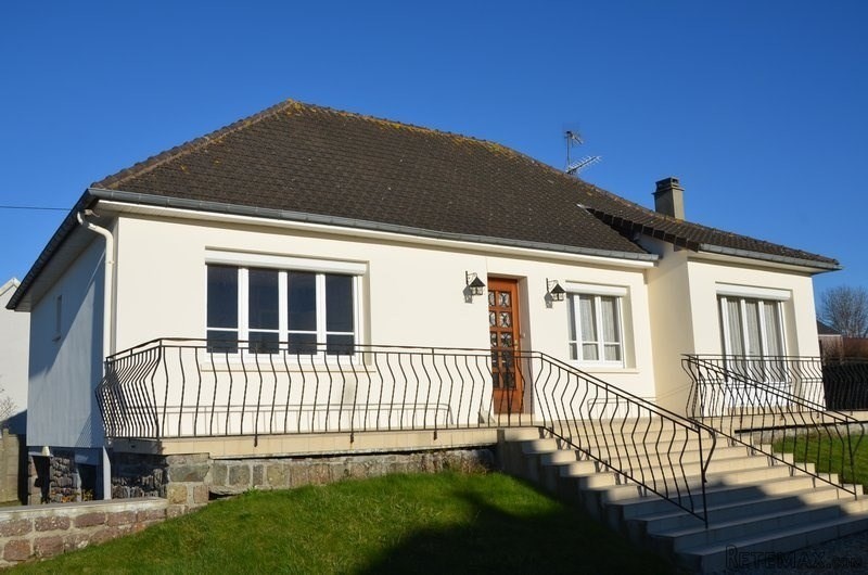 Traditional House with Nice Garden