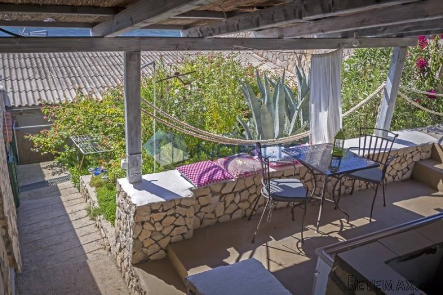 Vis, Milna, 440m2 - ZEMLJIŠTE + KUĆA sa 4 apartmana, i.. - 5