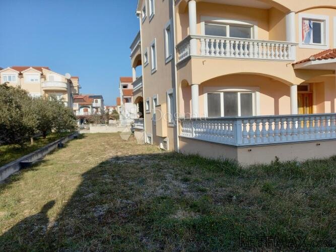 VODICE - KUĆA 800 M2 ODLIČNA PRILIKA - 5