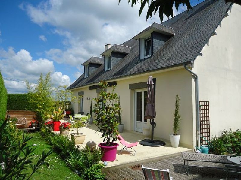 Neo-Normande Detached House