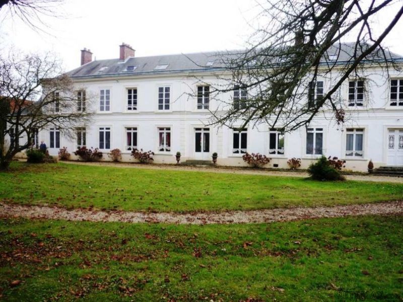 8 Bedroom Property For Sale