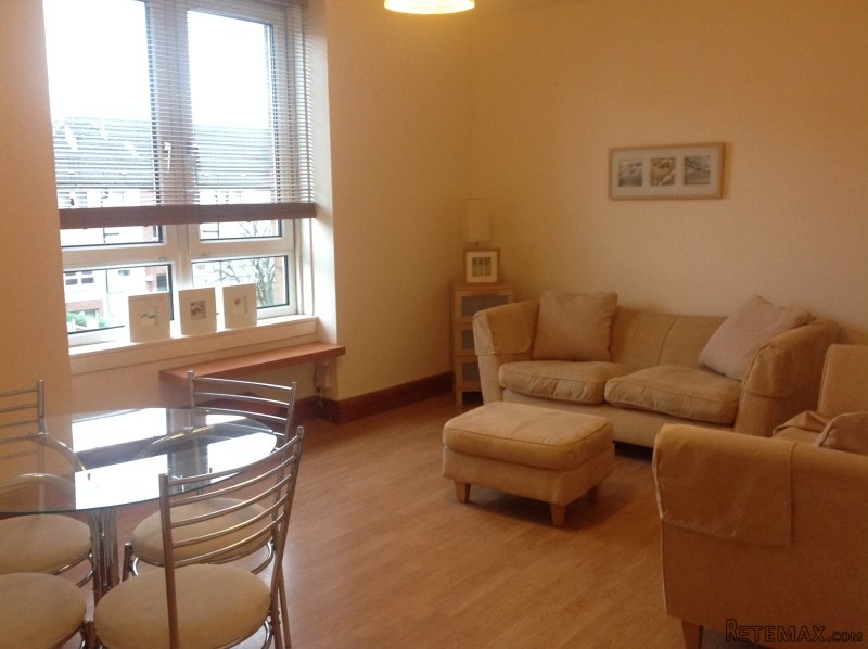 1/2, 10 Carfrae St, Yorkhill, Glasgow.. - 2