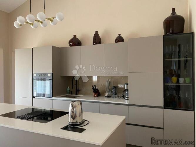 Atraktivna vila 600 metara od mora - 3