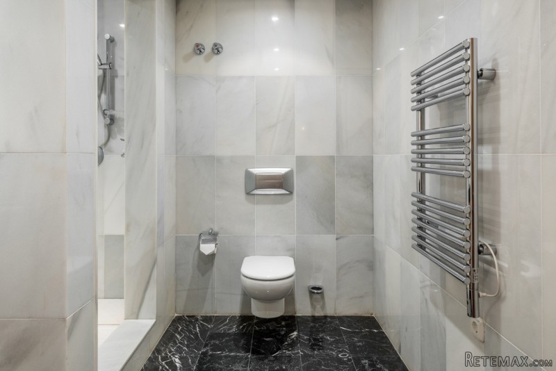 Designer Villa with Panoramic Sea Views..