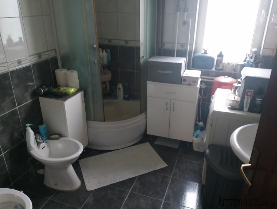 Prodajem kucu u Staroj Pazovi - 7