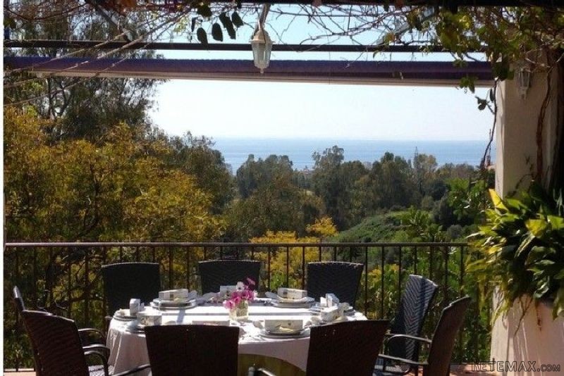 4 Bedrooms - Villas - Malaga - For Sale