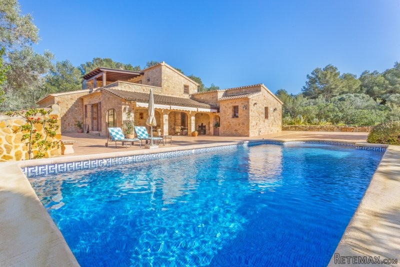 Beautiful 4 bedroom finca on a huge.. - 2
