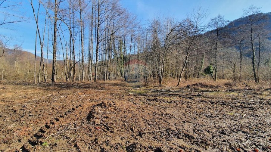 Građevinsko zemljište s projektom - Brod na Kupi, Gorski kot