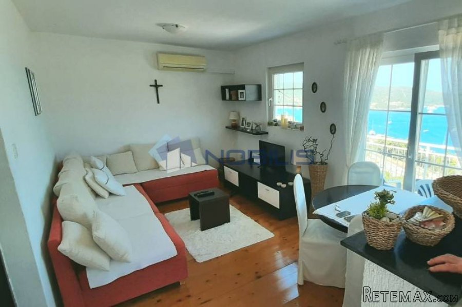 Vis, kuća78 m2 + okućnica 240 m2 - 7
