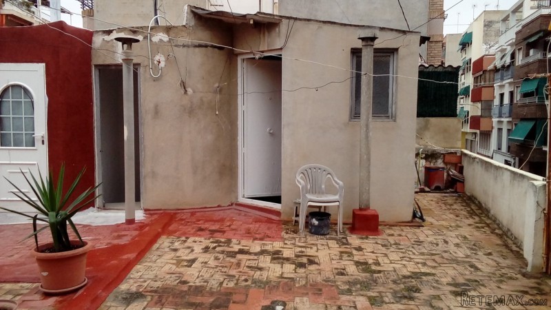 3 bedroom, 1 bathroom Apartment, (build.. - 2