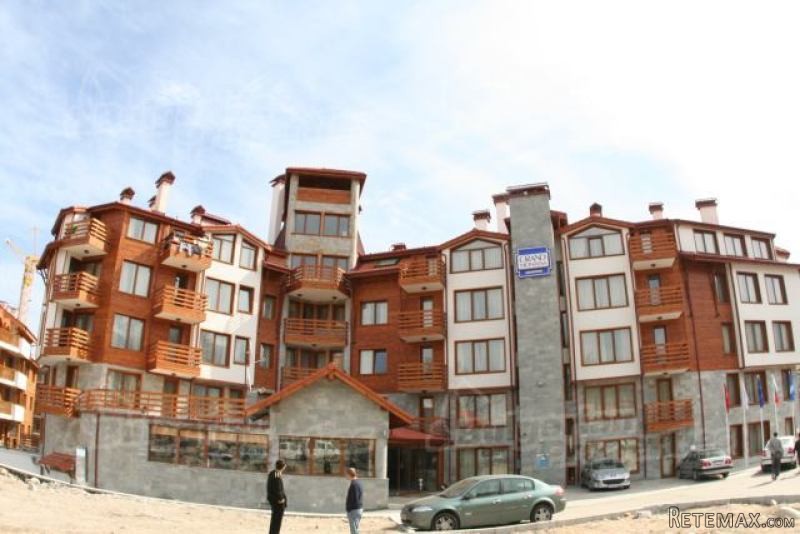 Comfortable Ski Apartment Close To..