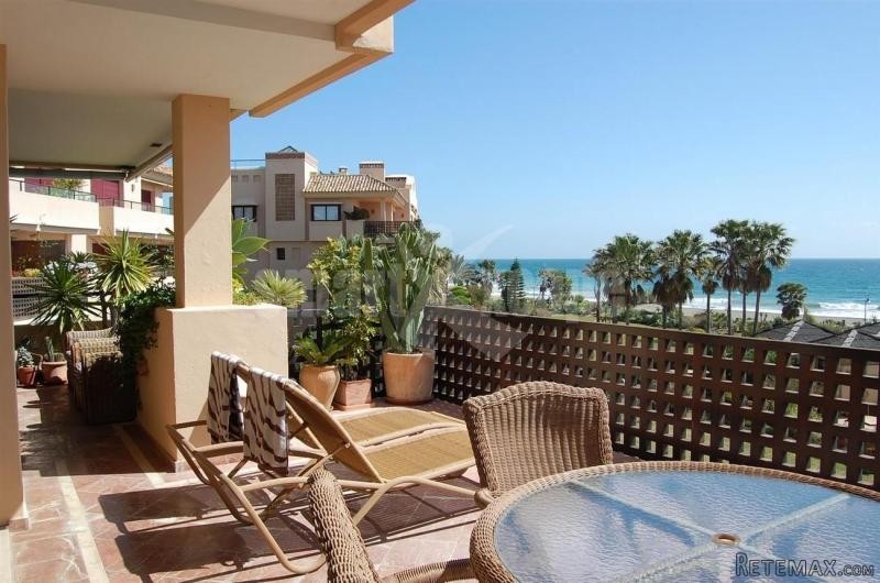 Apartment For Sale In New Golden Mile..