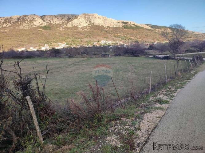 Baška-Batomalj-poljoprivredno zemljište 815m2
