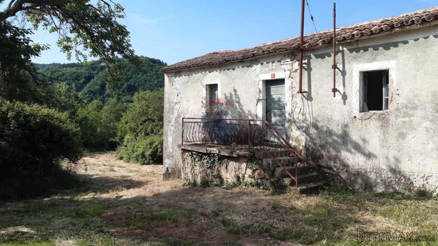 Istra, Draguć, starina za adaptaciju sa poljoprivrednim zeml - 3