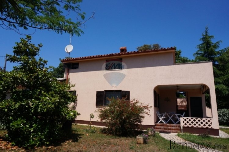 KUĆA U BARBARIGI S 3 APARTMANA NA VELIKOJ OKUĆNICI - 2