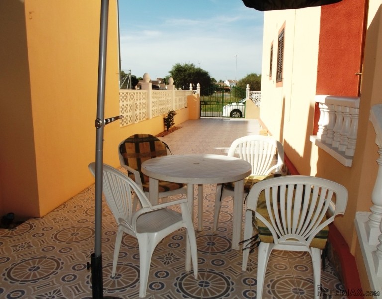 3 Bedrooms Town House For Sale
