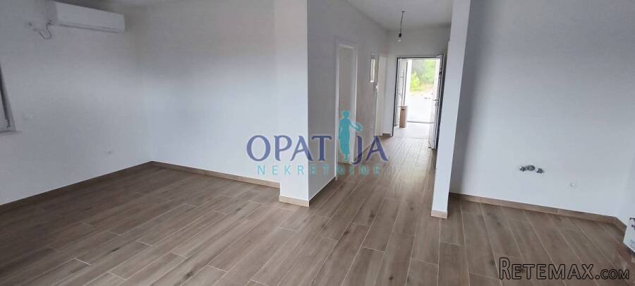 Vir,Nova zgrada sa četiri apartmana,400m do mora - 5