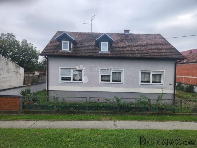 Stambeno-Poslovno imanje u centru Rešetara, 3.416m2