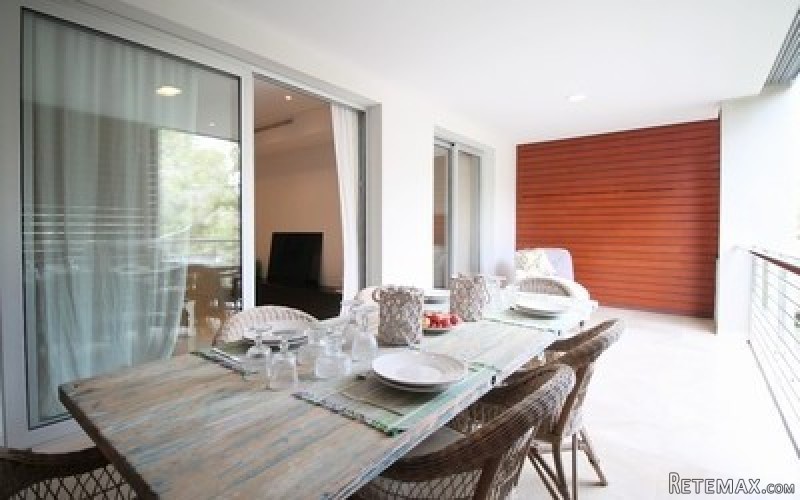 High quality 2 bedroom apartment is for..