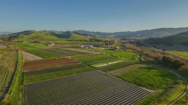4 bedroom Farm Land For Sale: 7261/7301..