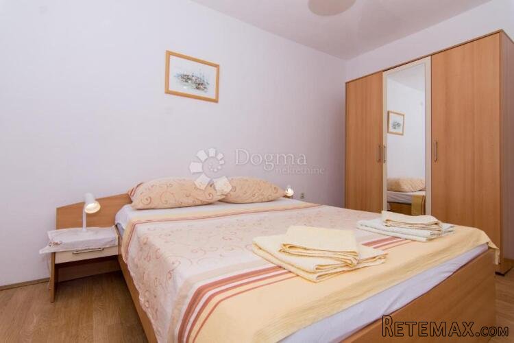 Apartmanska samostojeća kuća u mjestu Mastrinka! o.Čiovo - 2