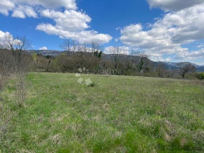 Lijepa parcela u okolici Buzeta - 2