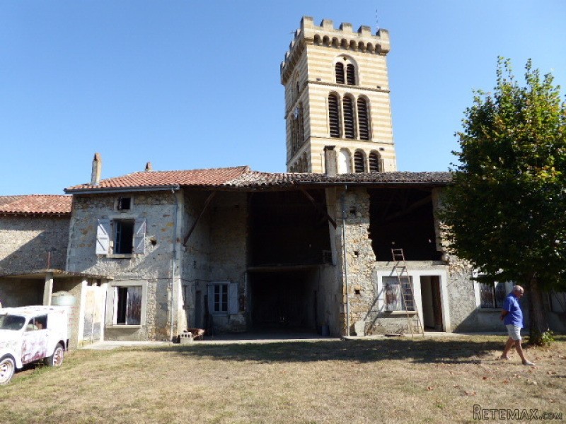 Stone House & Barn To Renovate With.. - 2