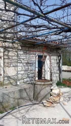 ISTRA, KAMENA KUĆA U REKONSTRUKCIJI, 200 M2, 10 KM OD MORA - 2